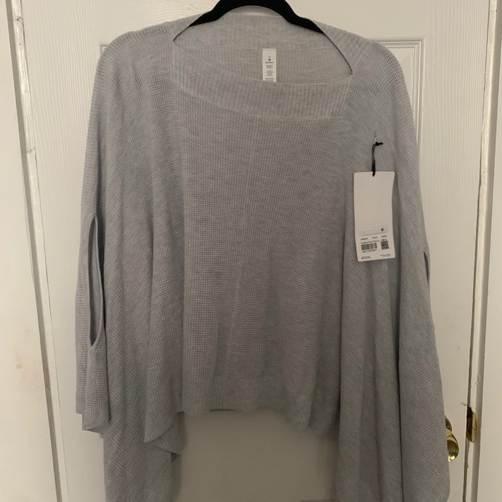 Lulu lemon Women’s Poncho sweater